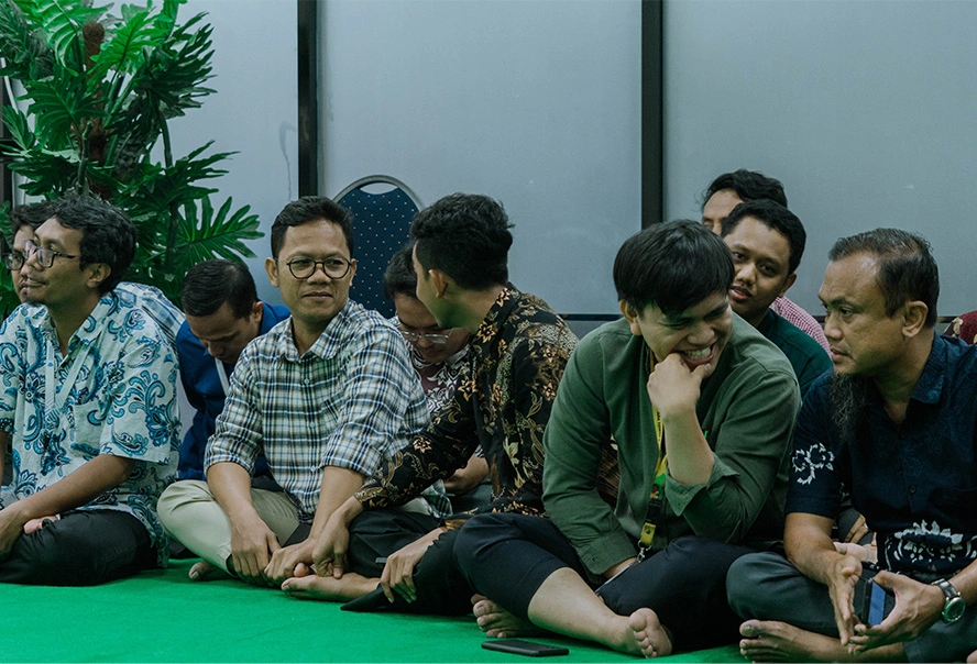 Kajian Rutin Berbagi Pengalaman Hidup Berpasang-Pasangan