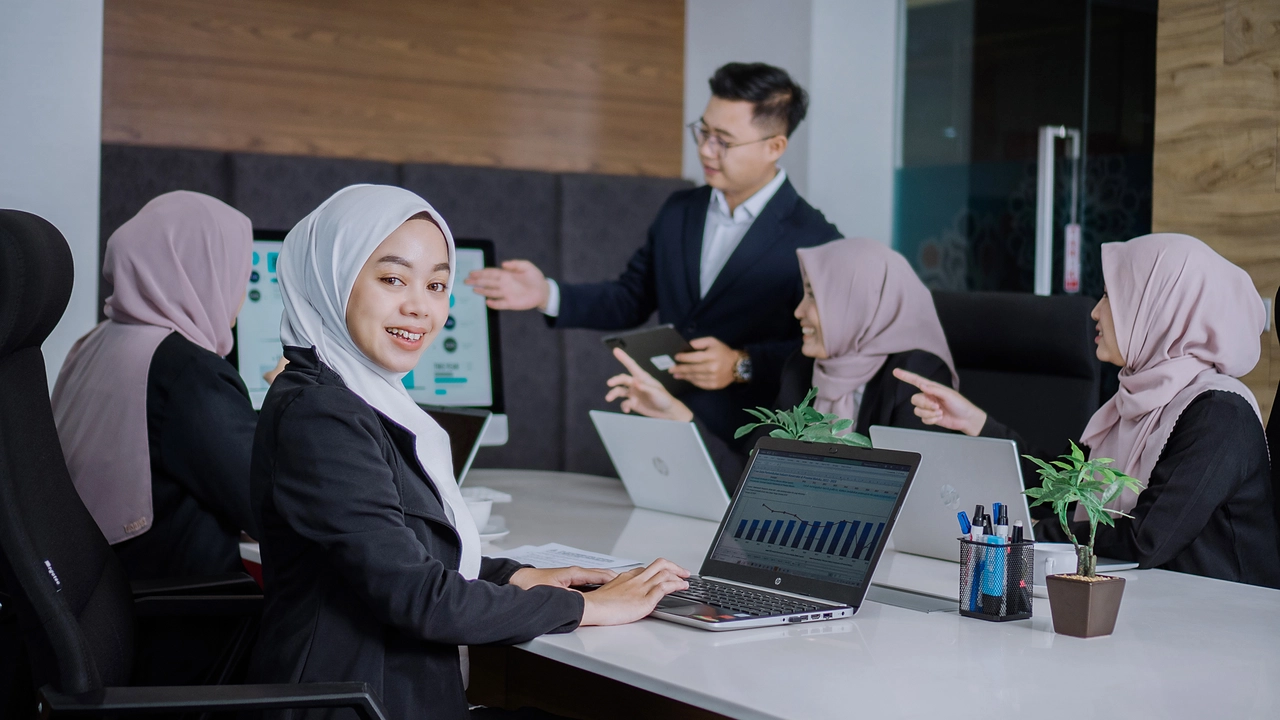 Jasa PT Pratama Indomitra
