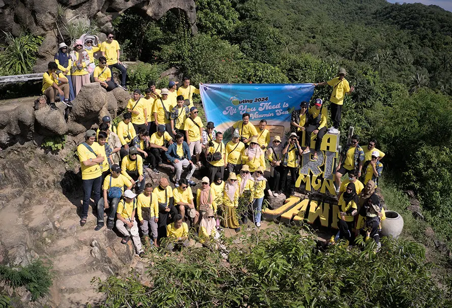 14 Anniversary PT Pratama Indomitra Konsultan Goes To Karimun Jawa
